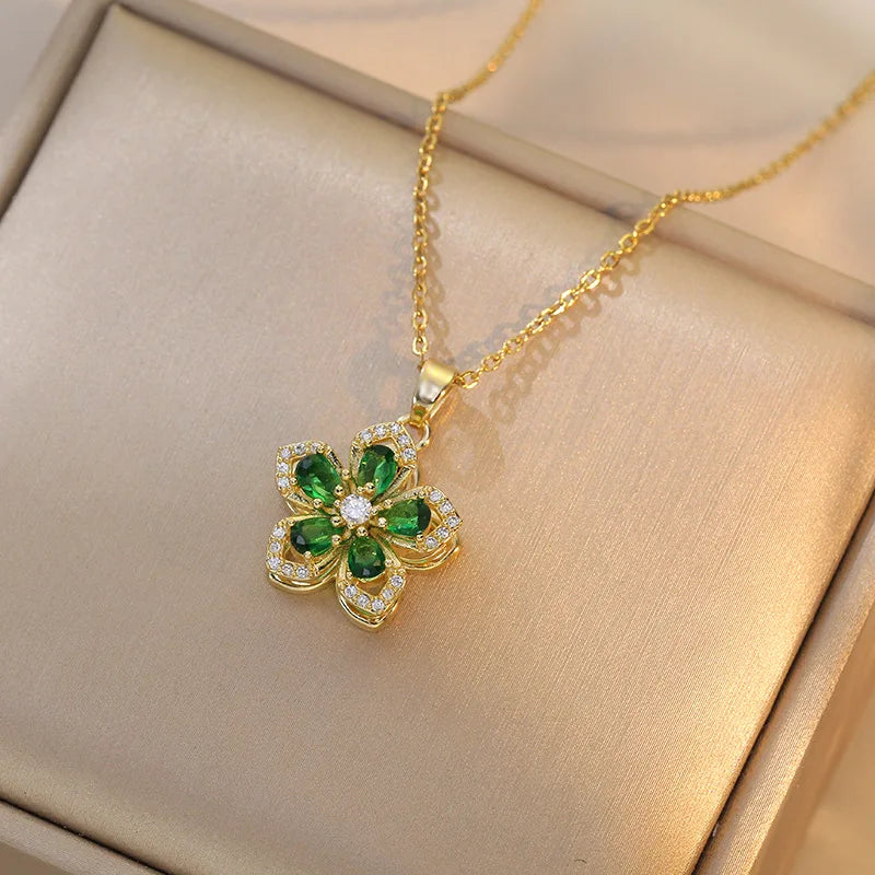 Eternal Bloom Rotatable Flower Necklace – Romance in Every Turn